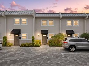 3127 Spanish Trail 14, Delray Beach FL 33483