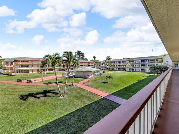 5300 Washington St D206, Hollywood FL 33021