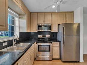 5300 Washington St D206, Hollywood FL 33021