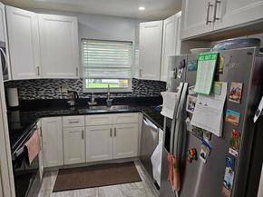 2941 Crrosley Drive W E, West Palm Beach FL 33415