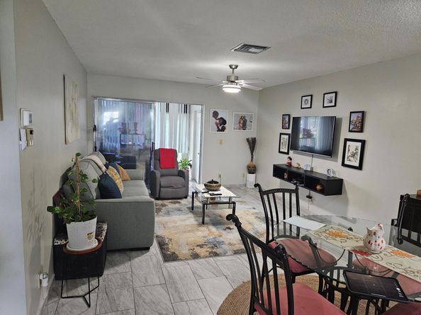 2941 Crrosley Drive W E, West Palm Beach FL 33415