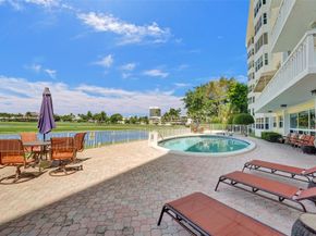 2500 NE 48th Ln 103, Fort Lauderdale FL 33308