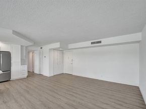 2500 NE 48th Ln 103, Fort Lauderdale FL 33308