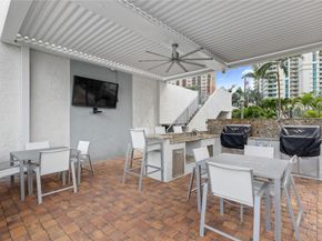 77 S Birch Rd 5D, Fort Lauderdale FL 33316