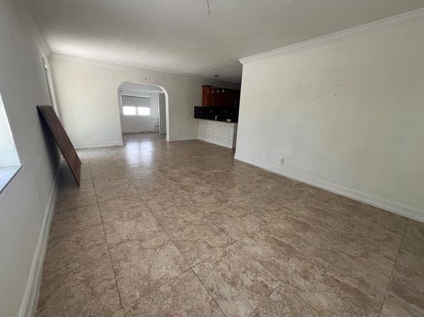 711 Fernwood Drive, West Palm Beach FL 33405