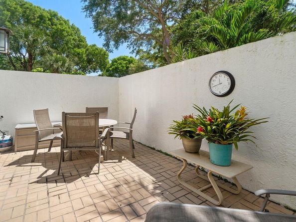 15321 Strathearn Drive 10902, Delray Beach FL 33446