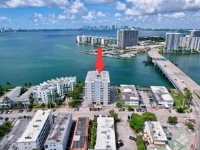 2016 Bay Drive 907, Miami Beach FL 33141