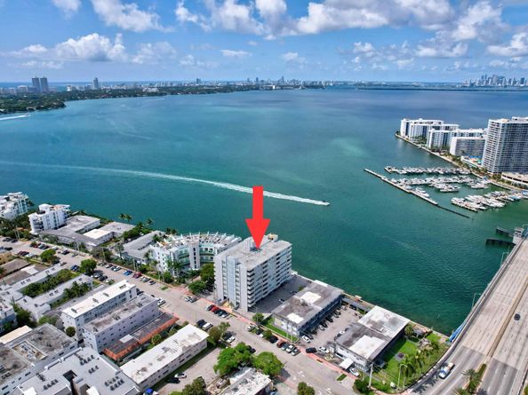 2016 Bay Drive 907, Miami Beach FL 33141