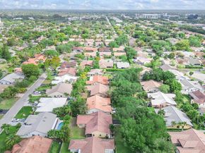 2326 NW 96th Way, Coral Springs FL 33065