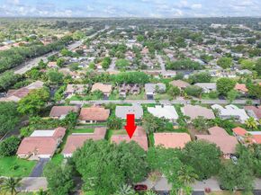 2326 NW 96th Way, Coral Springs FL 33065