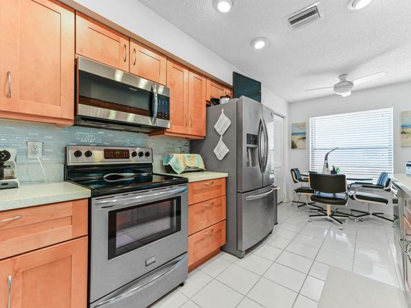18538 Breezy Palm Way, Boca Raton FL 33496