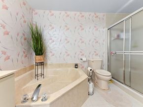 18538 Breezy Palm Way, Boca Raton FL 33496