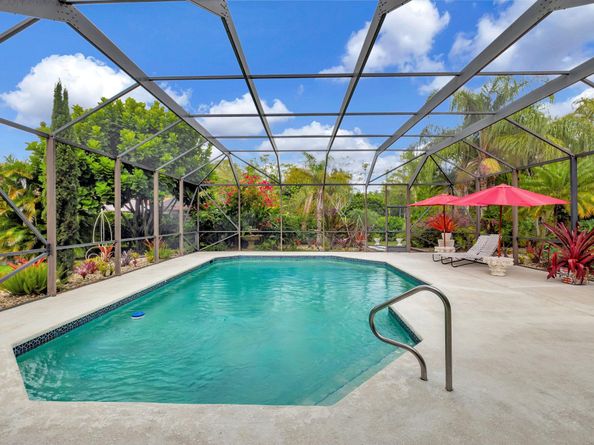 5355 NW 77th Ter, Coral Springs FL 33067