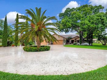 5355 NW 77th Ter