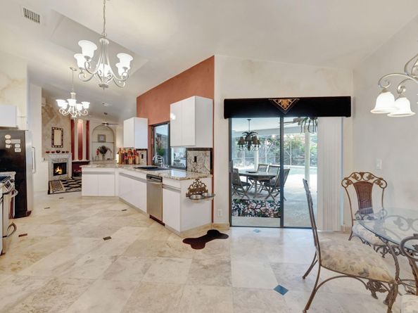 5355 NW 77th Ter, Coral Springs FL 33067