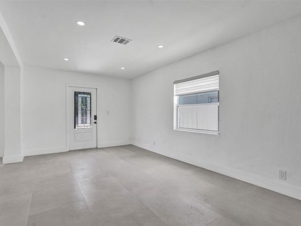 1010 N 16th Ave, Hollywood FL 33020
