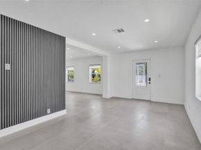1010 N 16th Ave, Hollywood FL 33020