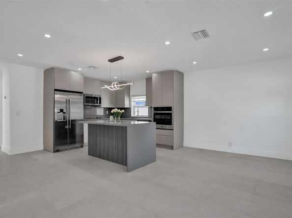 1010 N 16th Ave, Hollywood FL 33020