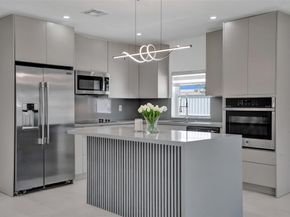 1010 N 16th Ave, Hollywood FL 33020