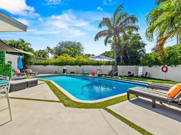 1627 Seabreeze Boulevard, Fort Lauderdale FL 33316