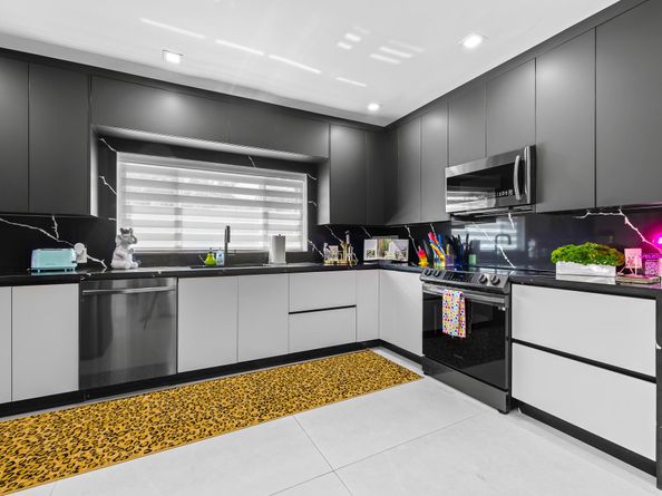 1627 Seabreeze Boulevard, Fort Lauderdale FL 33316