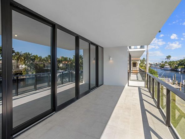 160 Isle Of Venice Dr 203, Fort Lauderdale FL 33301