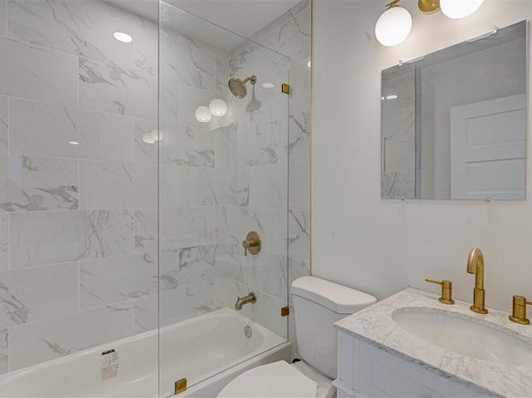 422 N Lakeside Drive, Lake Worth Beach FL 33460