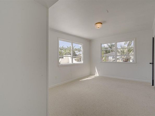 422 N Lakeside Drive, Lake Worth Beach FL 33460