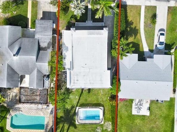 422 N Lakeside Drive, Lake Worth Beach FL 33460