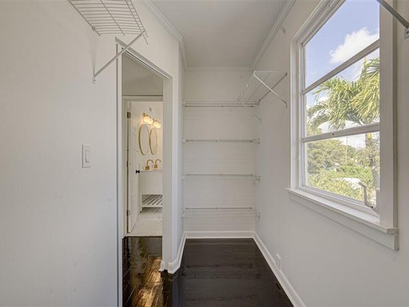 422 N Lakeside Drive, Lake Worth Beach FL 33460