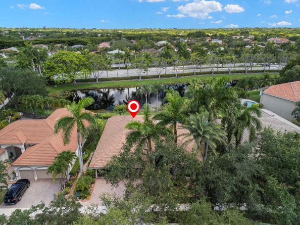 3707 Oak Ridge Cir, Weston FL 33331