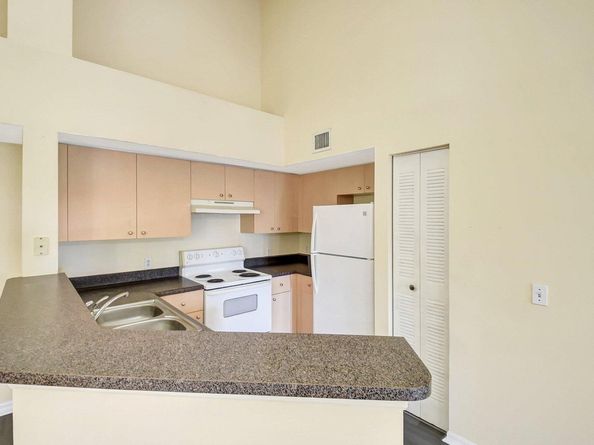 4101 San Marino 303 Boulevard 303, West Palm Beach FL 33409