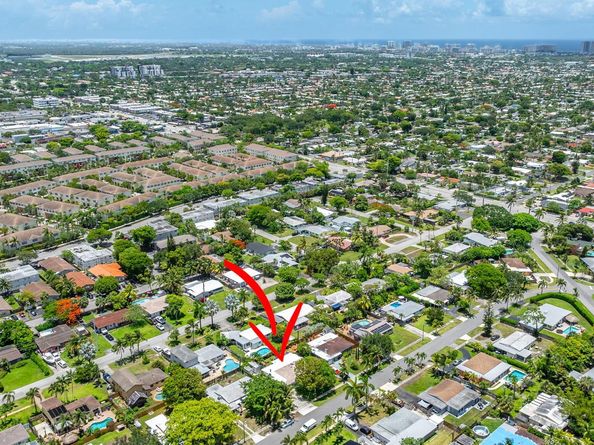 217 SW 9th Ct, Pompano Beach FL 33060