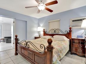 217 SW 9th Ct, Pompano Beach FL 33060