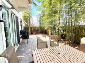 2105 SE 5th St 2105, Pompano Beach FL 33062