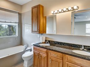2105 SE 5th St 2105, Pompano Beach FL 33062