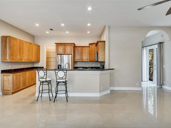 2105 SE 5th St 2105, Pompano Beach FL 33062