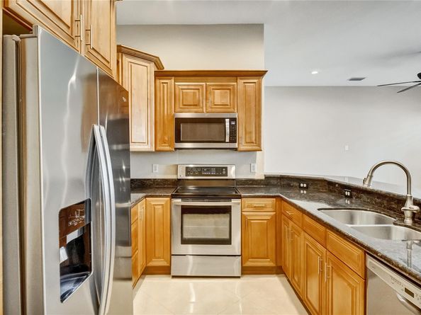 2105 SE 5th St 2105, Pompano Beach FL 33062