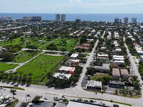 2105 SE 5th St 2105, Pompano Beach FL 33062