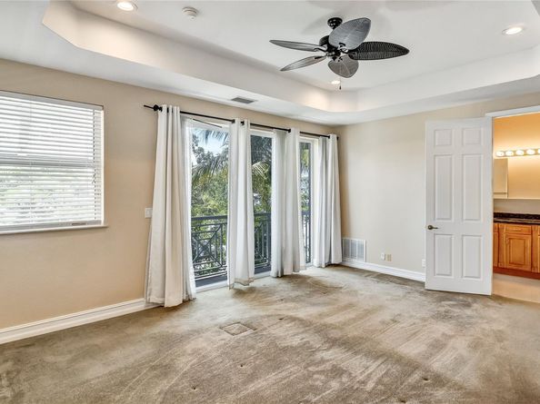 2105 SE 5th St 2105, Pompano Beach FL 33062