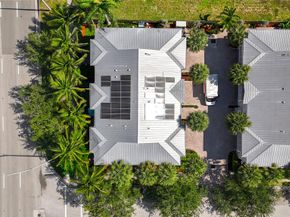 2105 SE 5th St 2105, Pompano Beach FL 33062