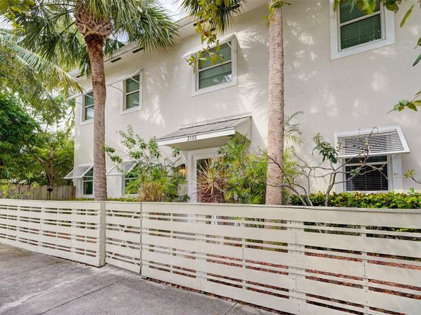 2105 SE 5th St 2105, Pompano Beach FL 33062