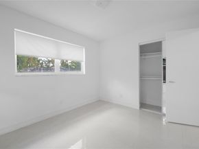 3651 NW 36th St, Lauderdale Lakes FL 33309
