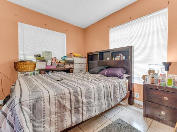 1491 SW 5th Ter, Deerfield Beach FL 33441