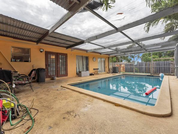 1491 SW 5th Ter, Deerfield Beach FL 33441