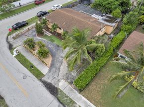 1491 SW 5th Ter, Deerfield Beach FL 33441