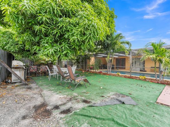 1491 SW 5th Ter, Deerfield Beach FL 33441