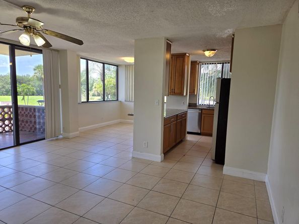 4200 Inverrary Blvd 3103, Lauderhill FL 33319