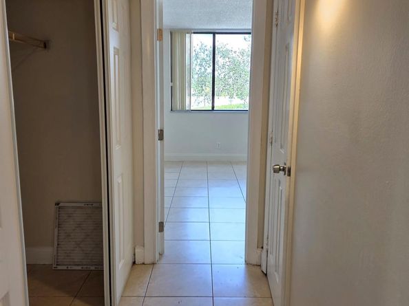 4200 Inverrary Blvd 3103, Lauderhill FL 33319