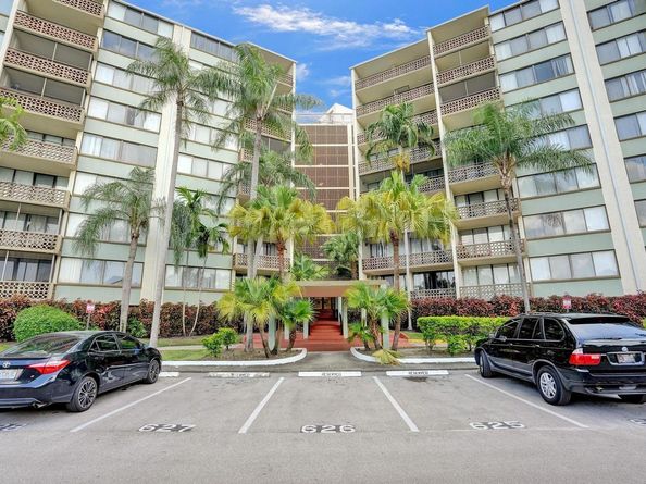 4200 Inverrary Blvd 3103, Lauderhill FL 33319